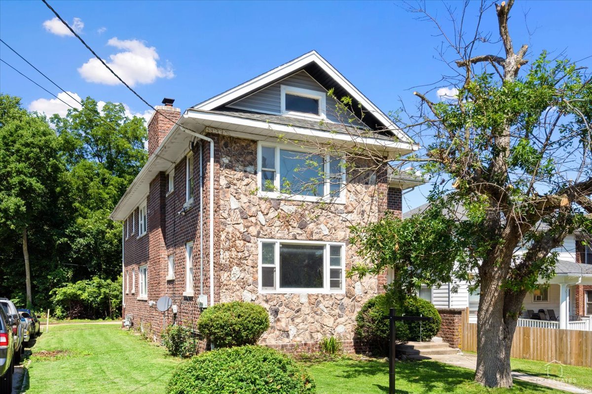 120 Smith Avenue Property Photo 1