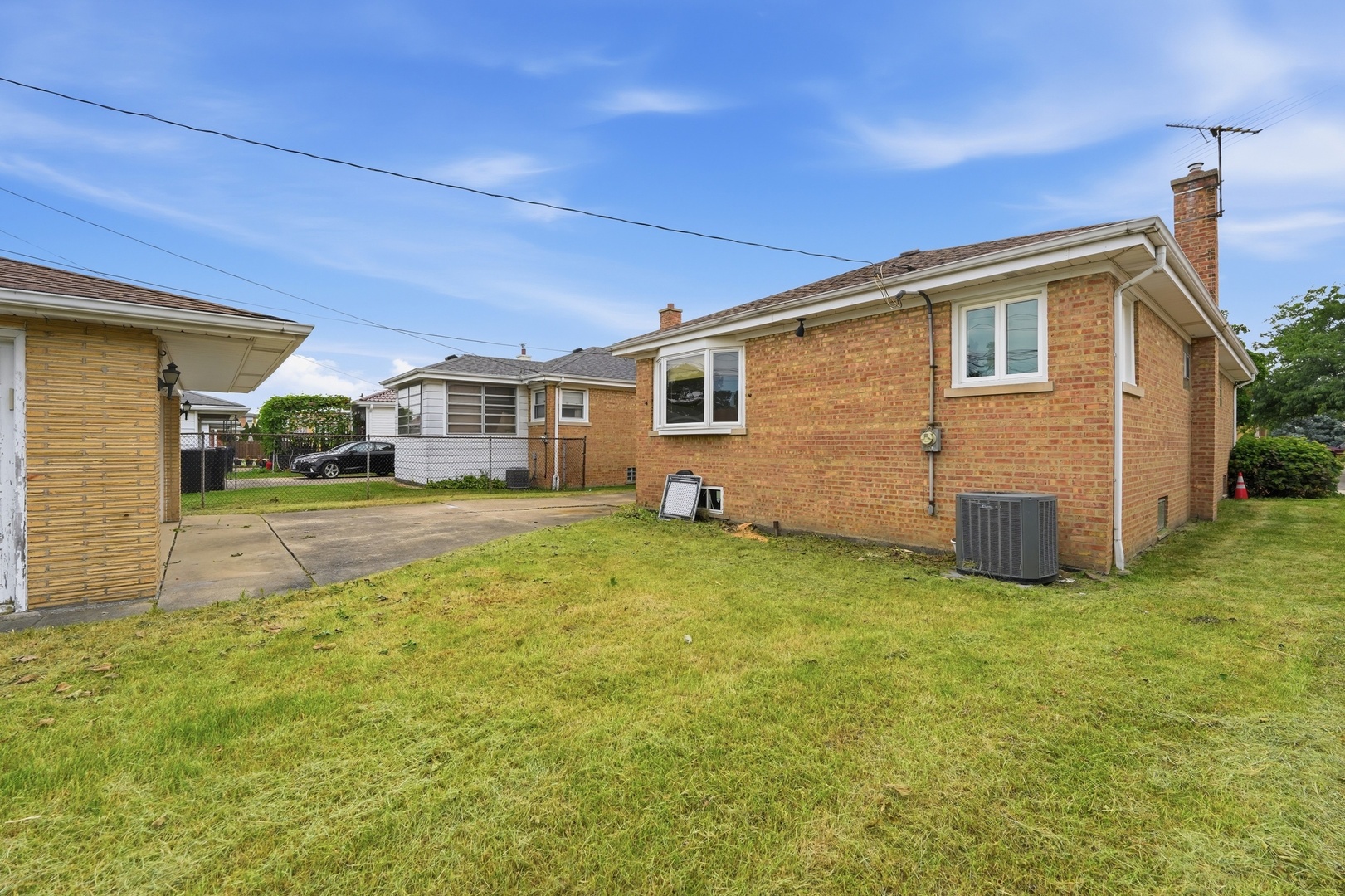 4847 N Sayre Avenue Property Photo 28