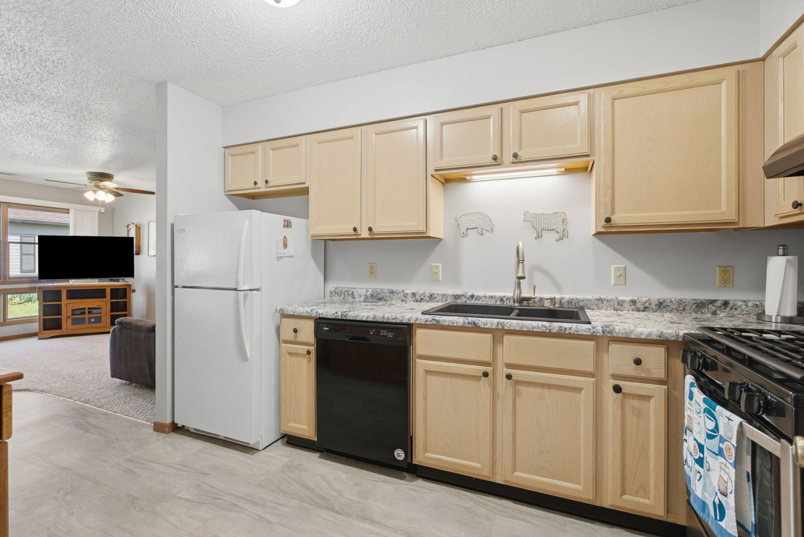905a Coventry Lane Property Photo 11