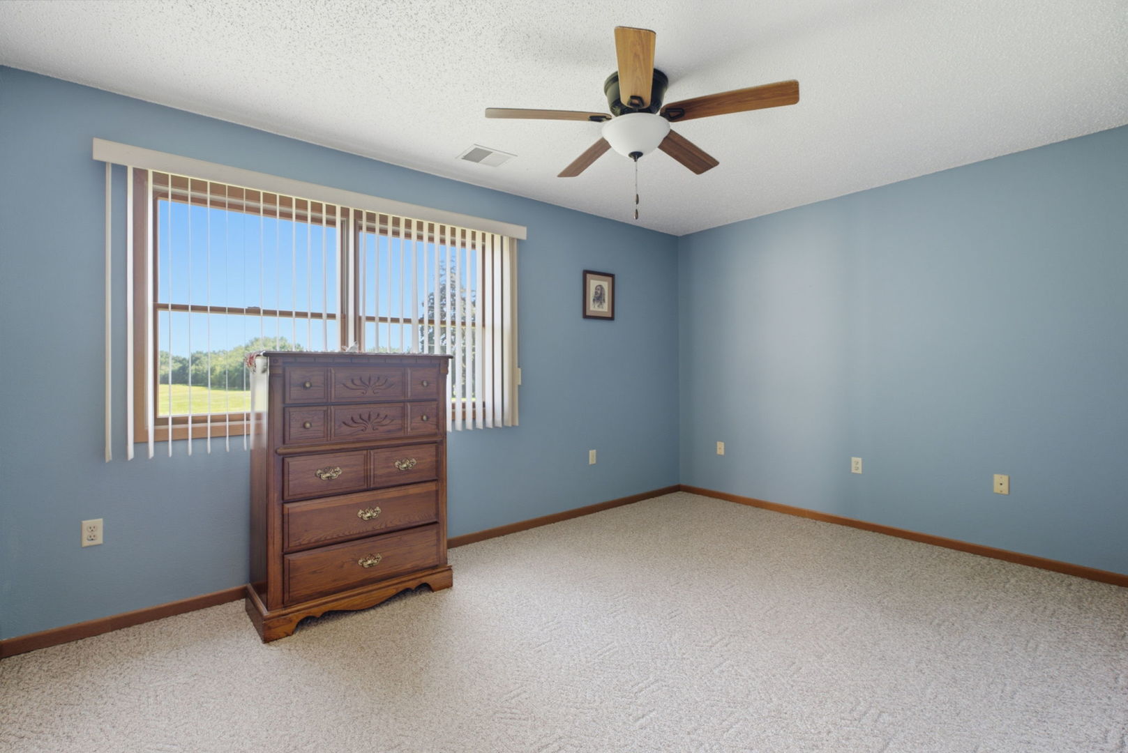 905a Coventry Lane Property Photo 13