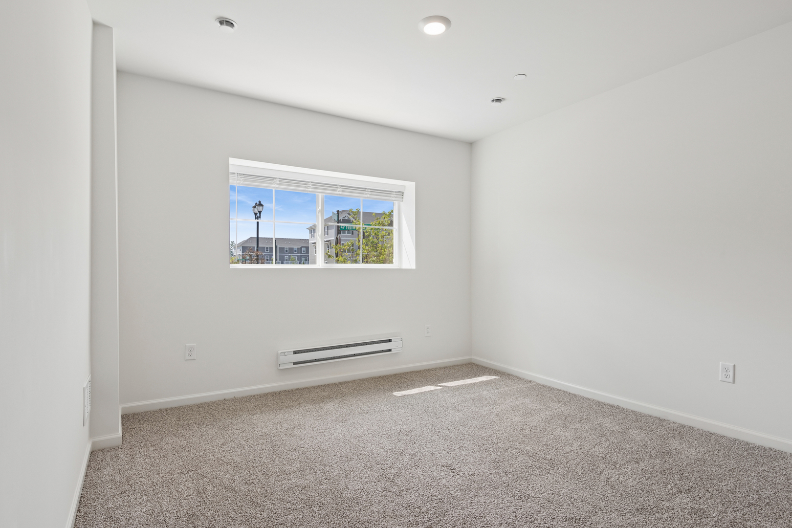 2111 Yellowstone Boulevard Property Photo 17