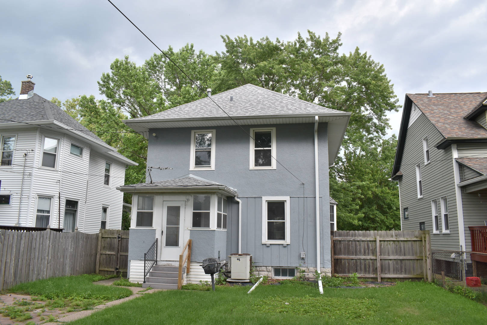 2113 14th Street Property Photo 2