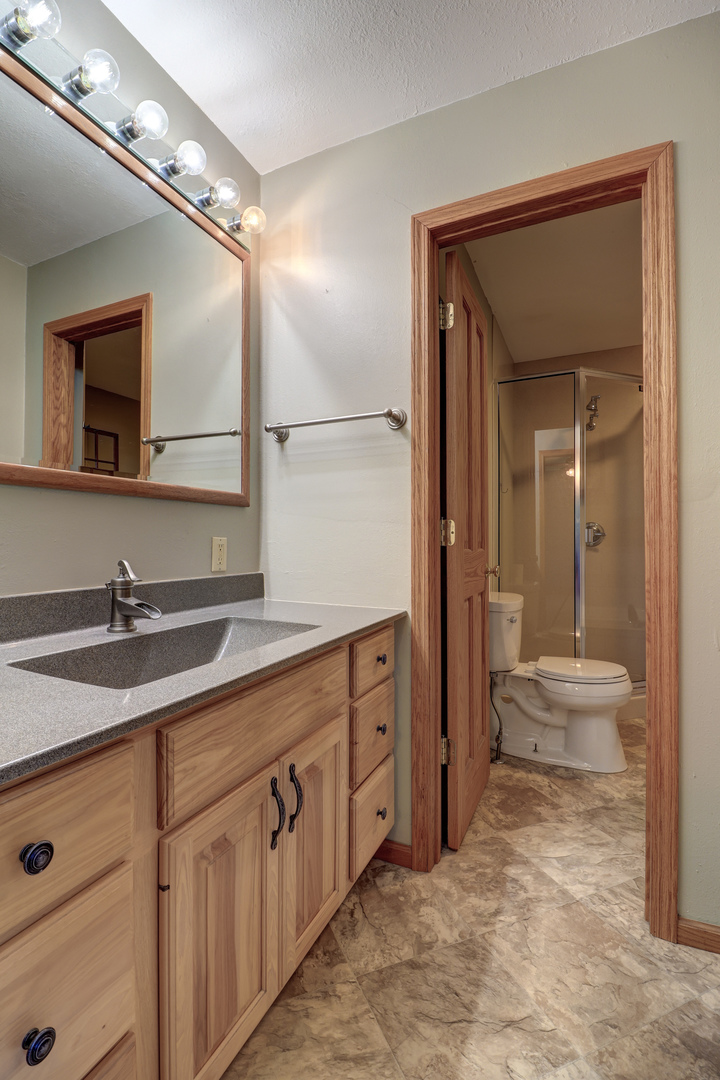 681 W Deer Creek Road Property Photo 15