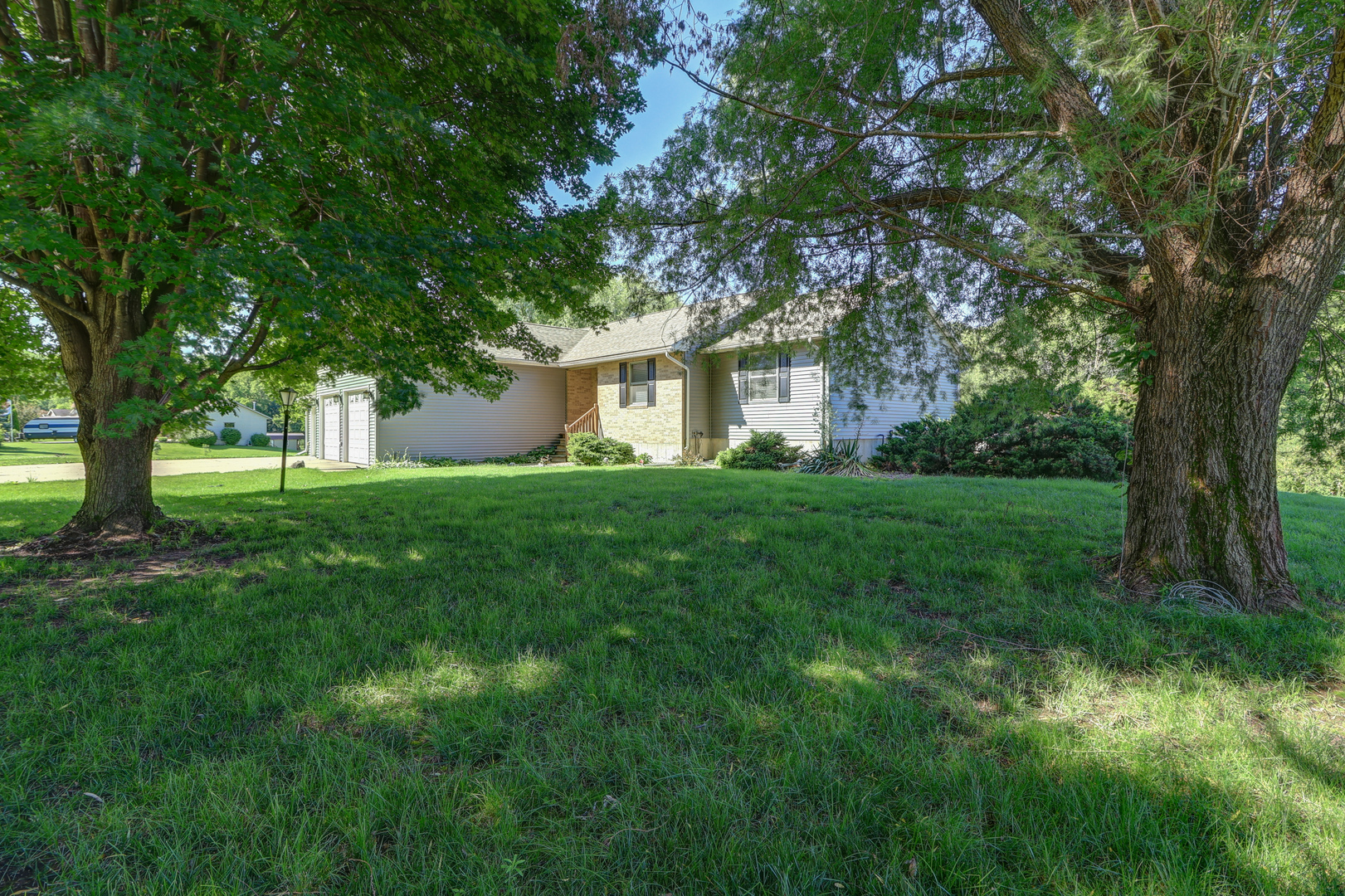 681 W Deer Creek Road Property Photo 32