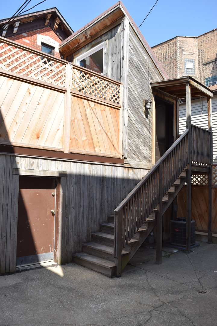 3206 S Wallace Street CH Property Photo 1