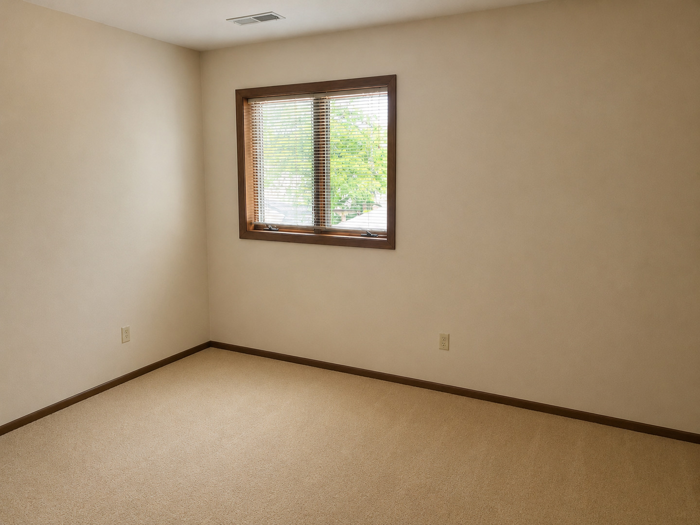 3139 4th Street Property Photo 5