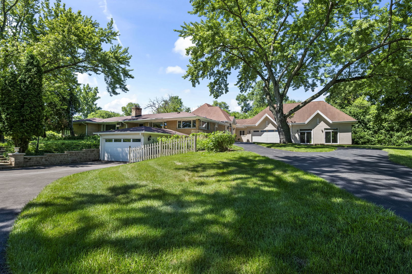 26347 W Il Route 22 Property Photo 2