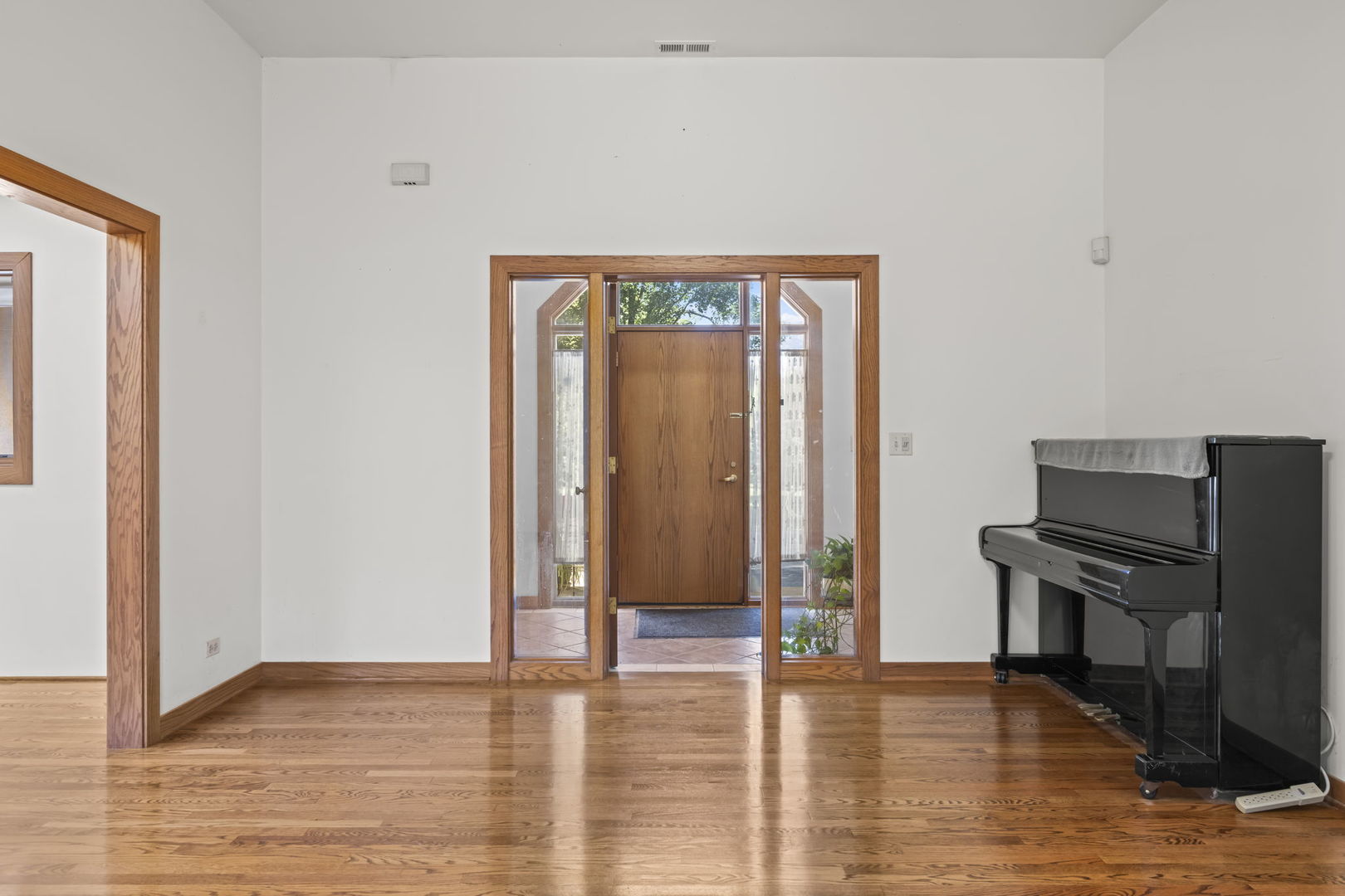 26347 W Il Route 22 Property Photo 23