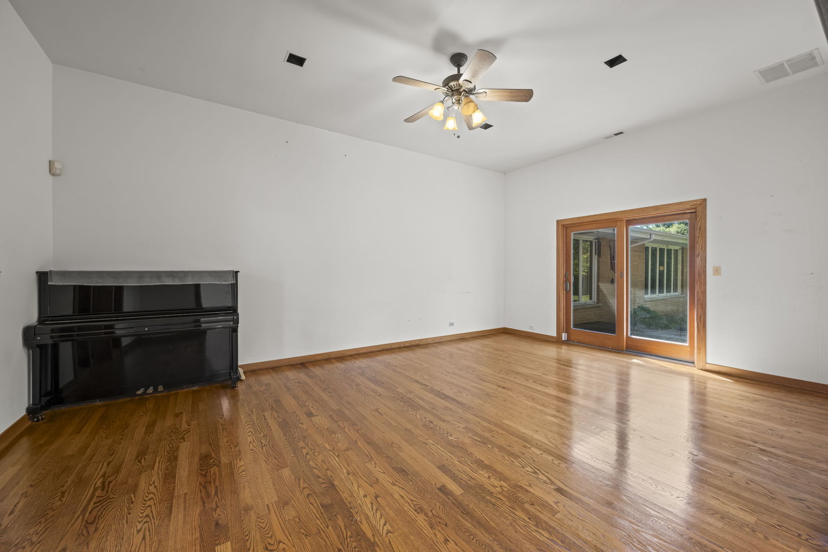 26347 W Il Route 22 Property Photo 24