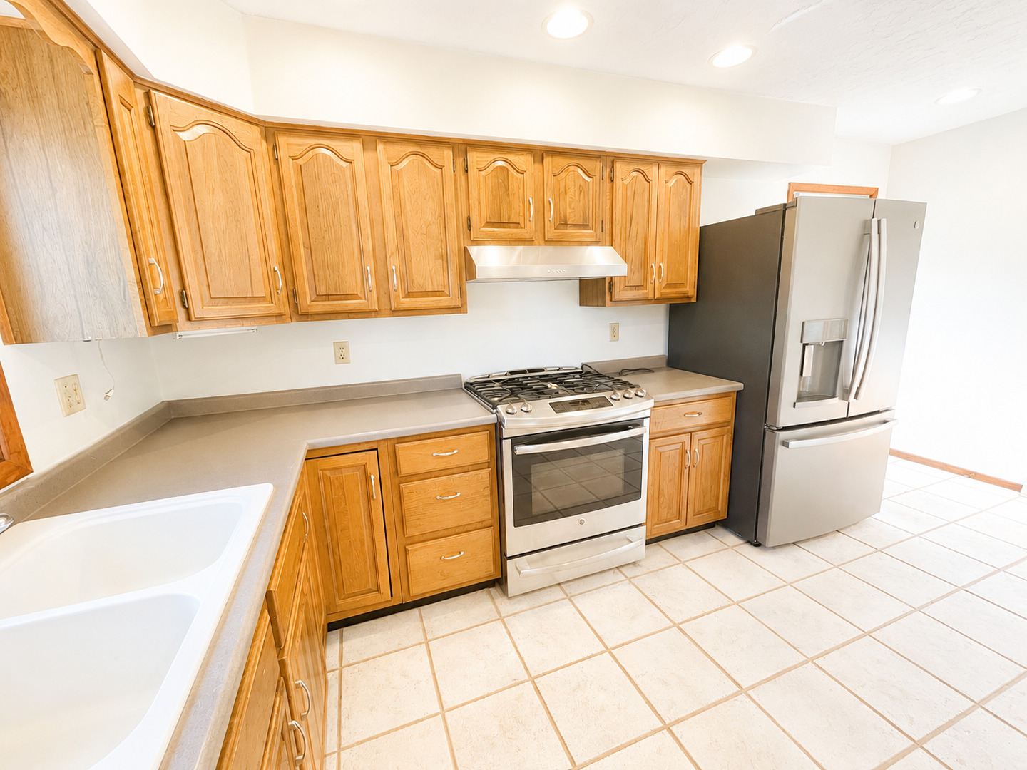 404 Clayton Drive Property Photo 4