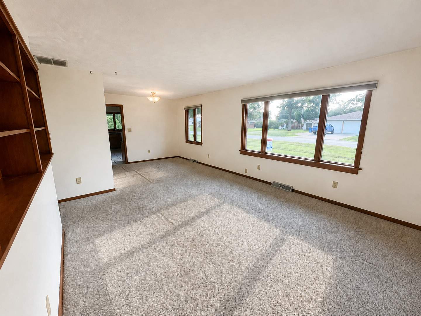 404 Clayton Drive Property Photo 10