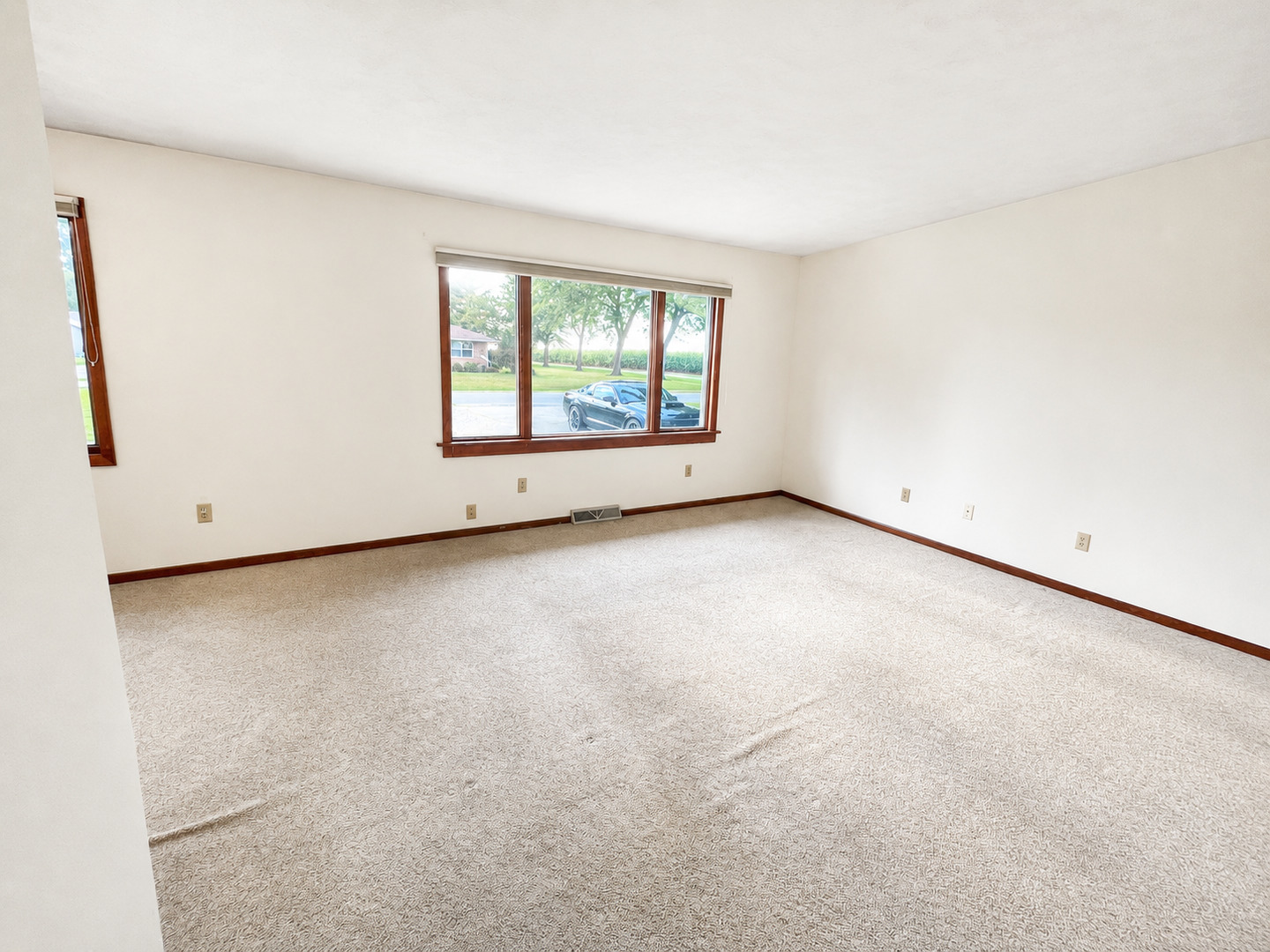 404 Clayton Drive Property Photo 12