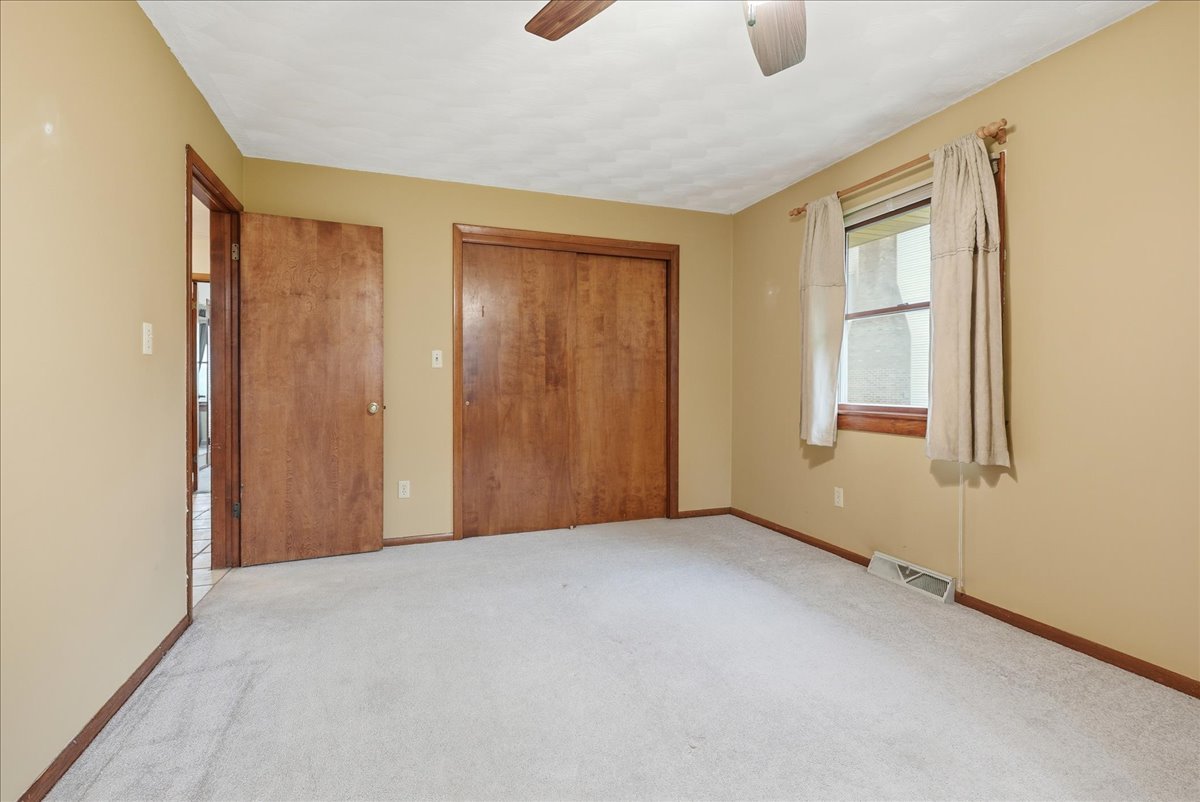 404 Clayton Drive Property Photo 16