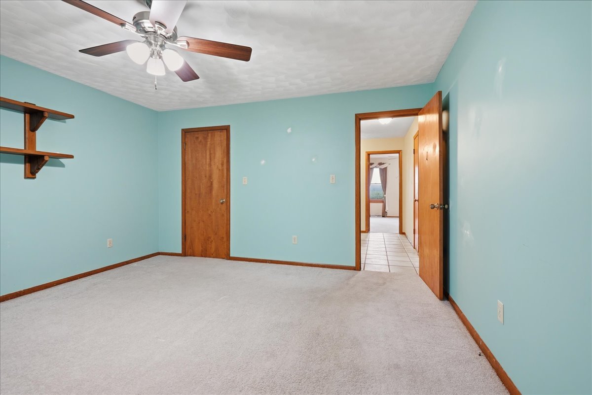 404 Clayton Drive Property Photo 18