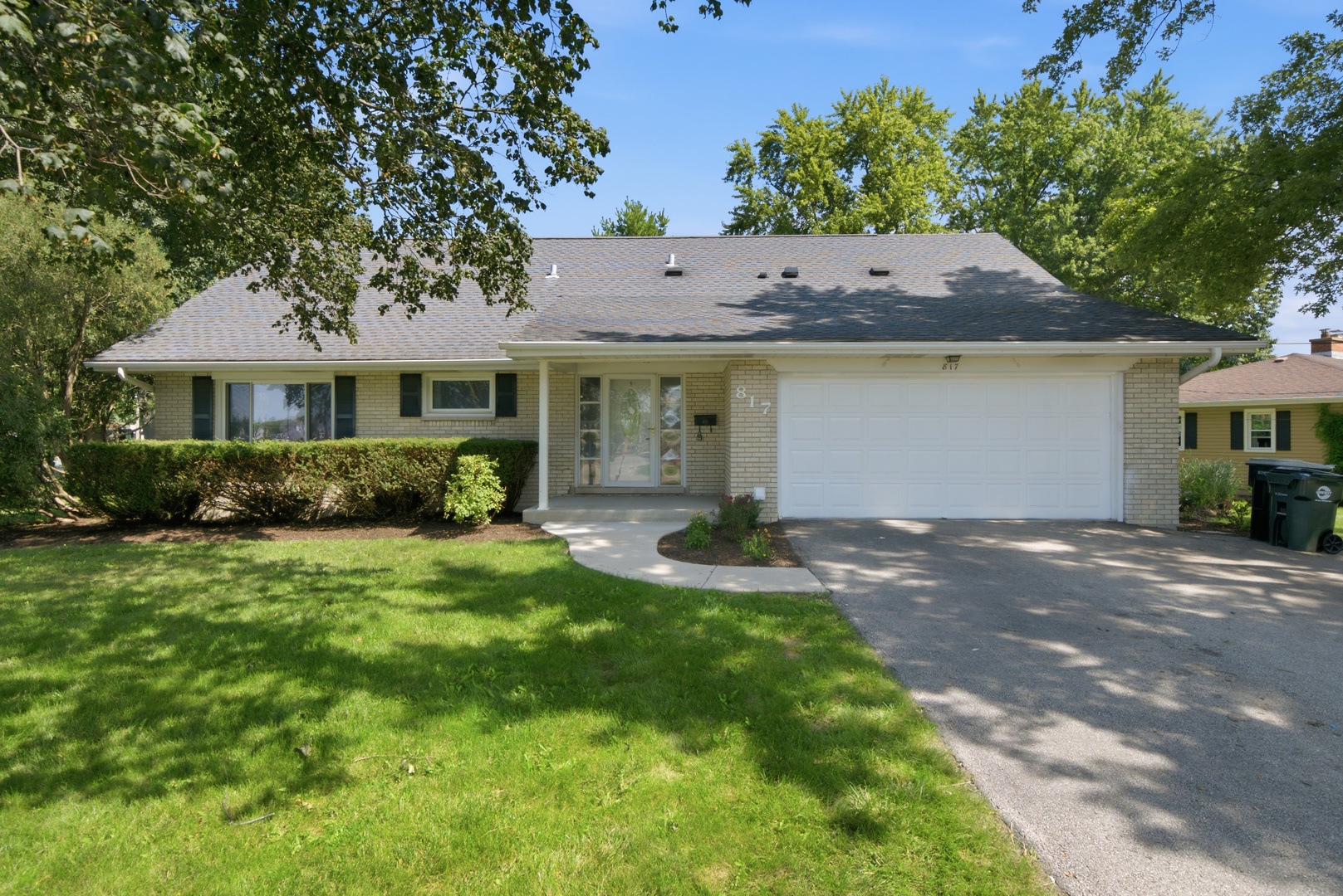 817 Illinois Avenue Property Photo 1