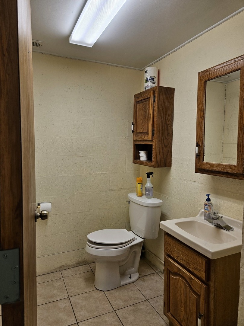 8107 Ridgeway Avenue Property Photo 11