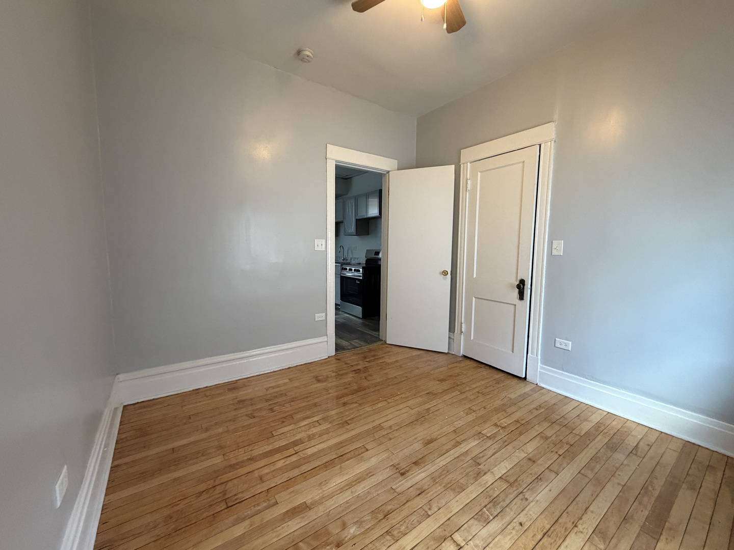 7817 S South Shore Drive 1 Property Photo 10