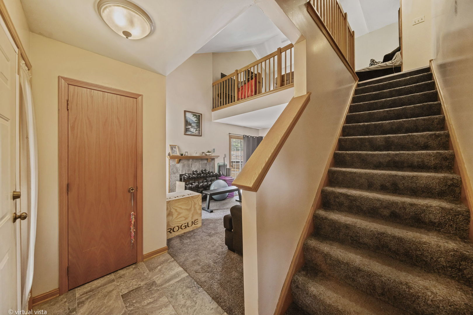 9933 Cambridge Court C Property Photo 8