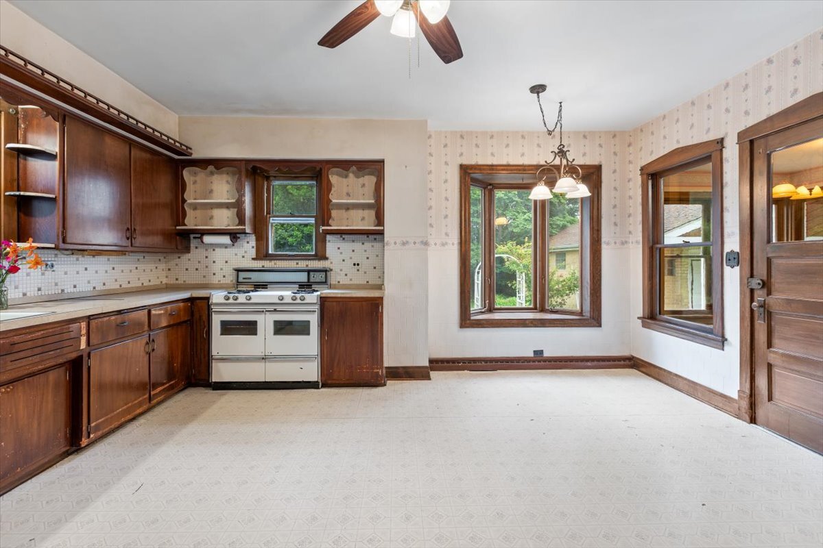 6317 Kirschoff Street Property Photo 4
