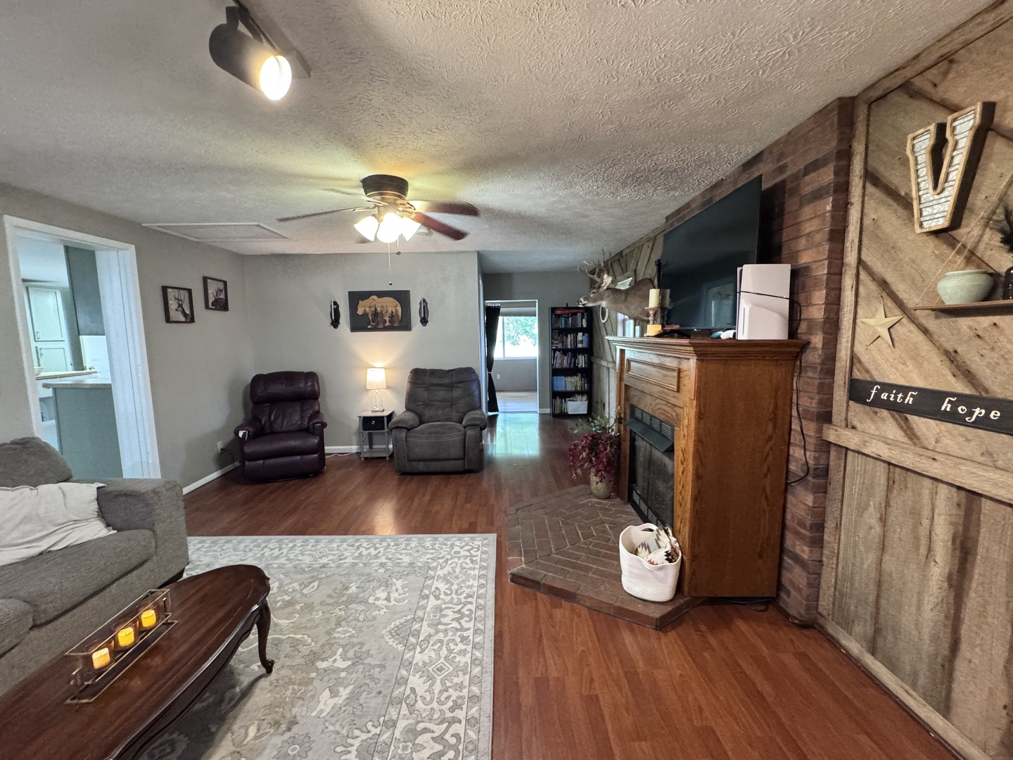 203 W Poplar Street Property Photo 15