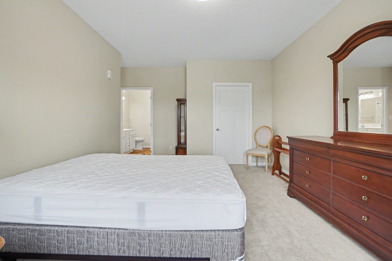 2592 Middle Road 318 Property Photo 23