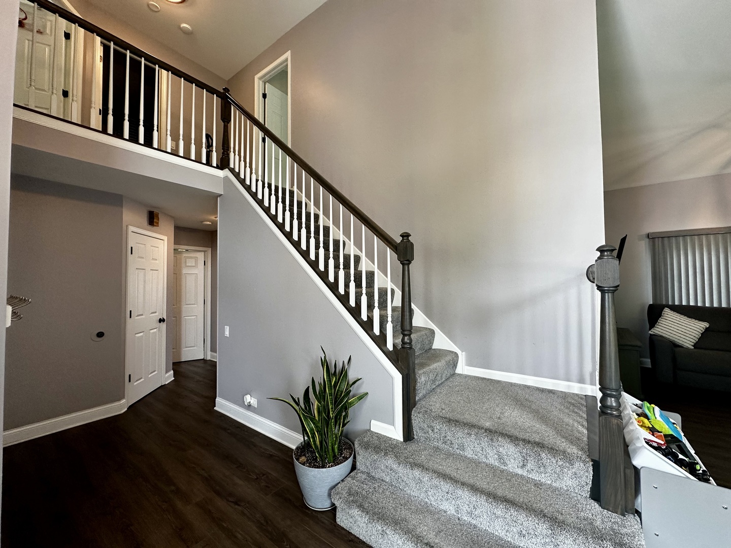 1496 Cheriton Circle Property Photo 4