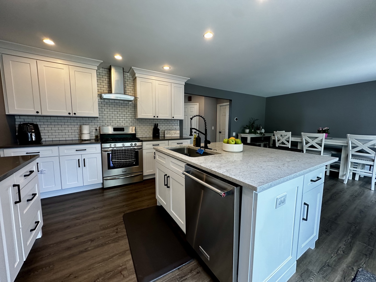 1496 Cheriton Circle Property Photo 9