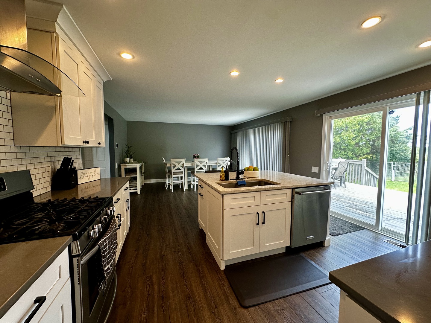 1496 Cheriton Circle Property Photo 10