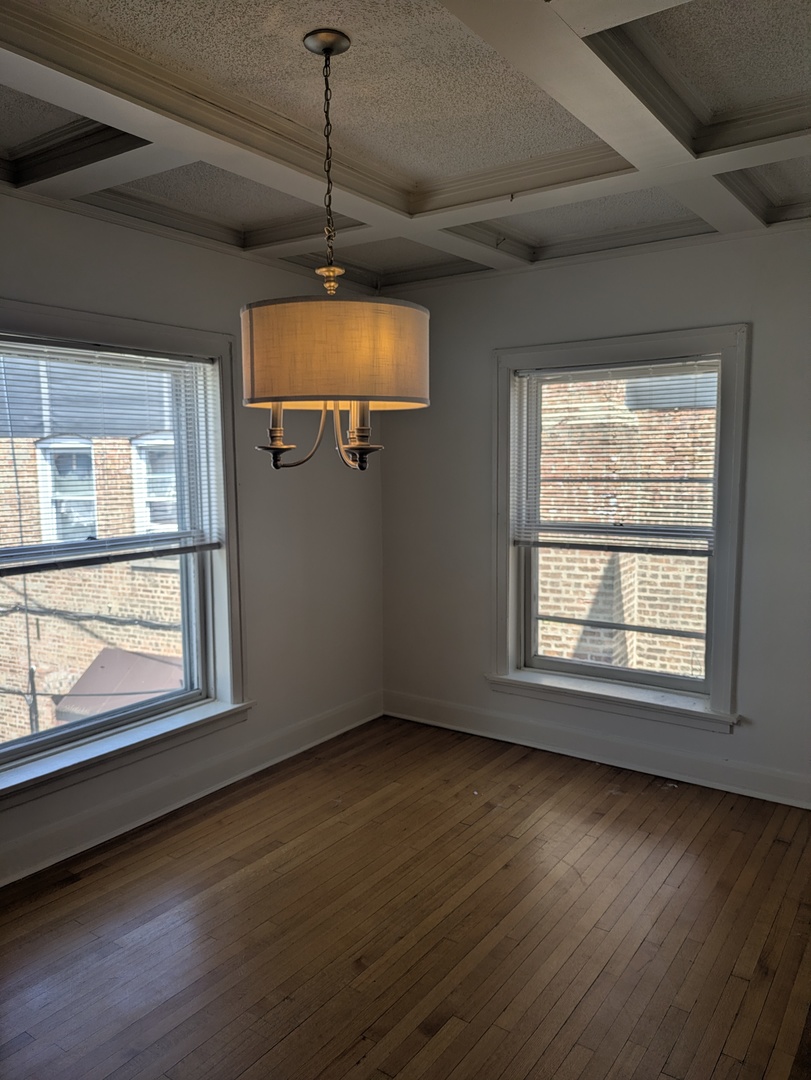 103 E 1st Street 2n Property Photo 5