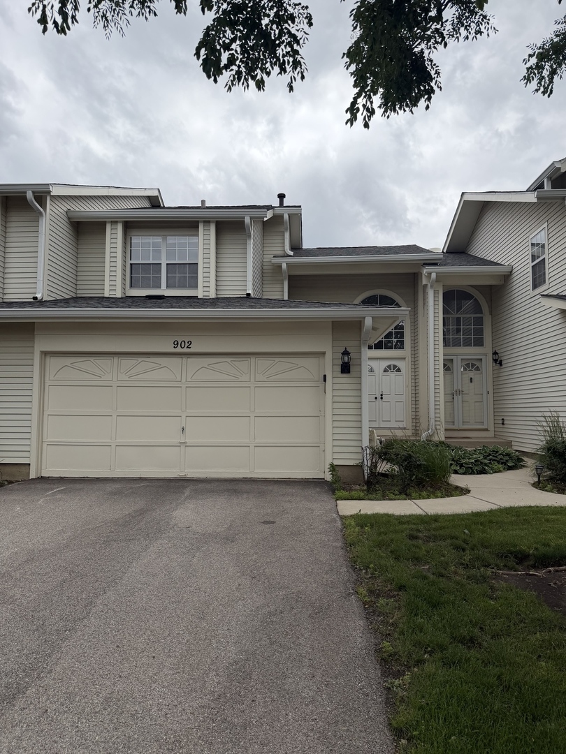 902 Sturnbridge Court Property Photo 1