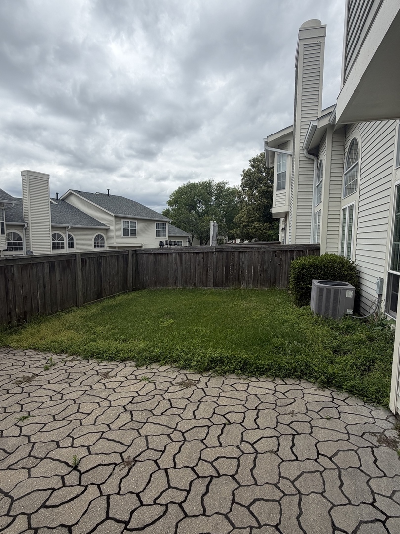 902 Sturnbridge Court Property Photo 17