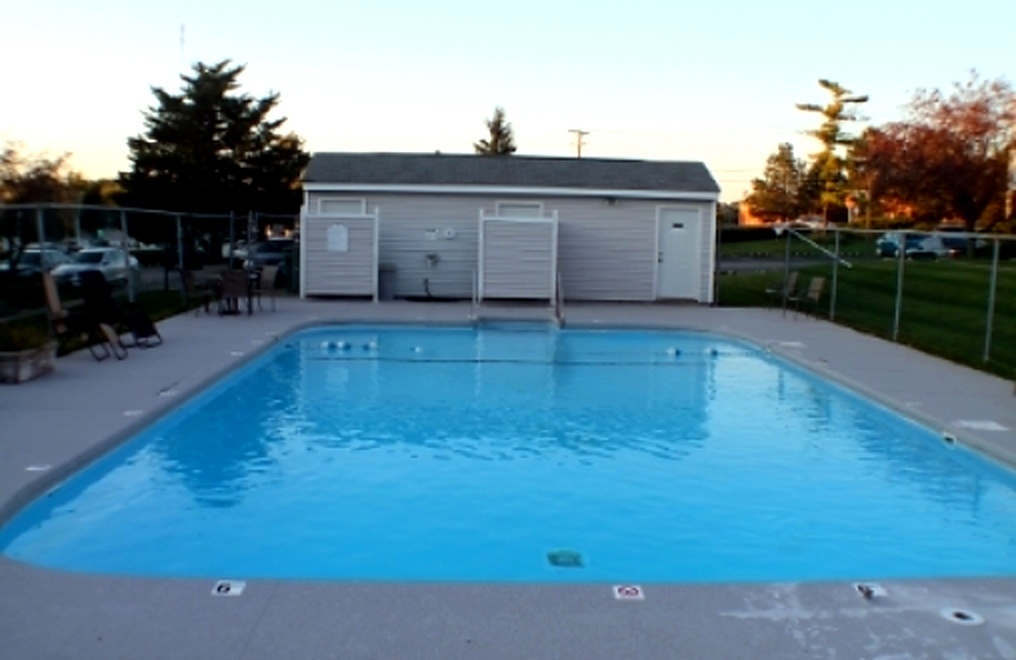 451 Meadowgreen Lane Property Photo 6