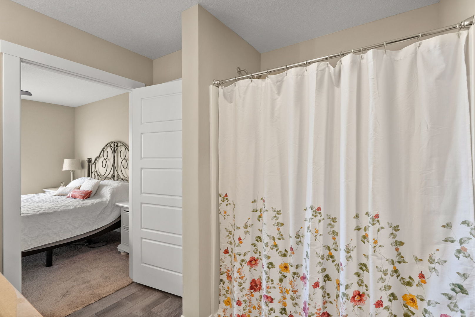 6323 College Avenue Property Photo 18