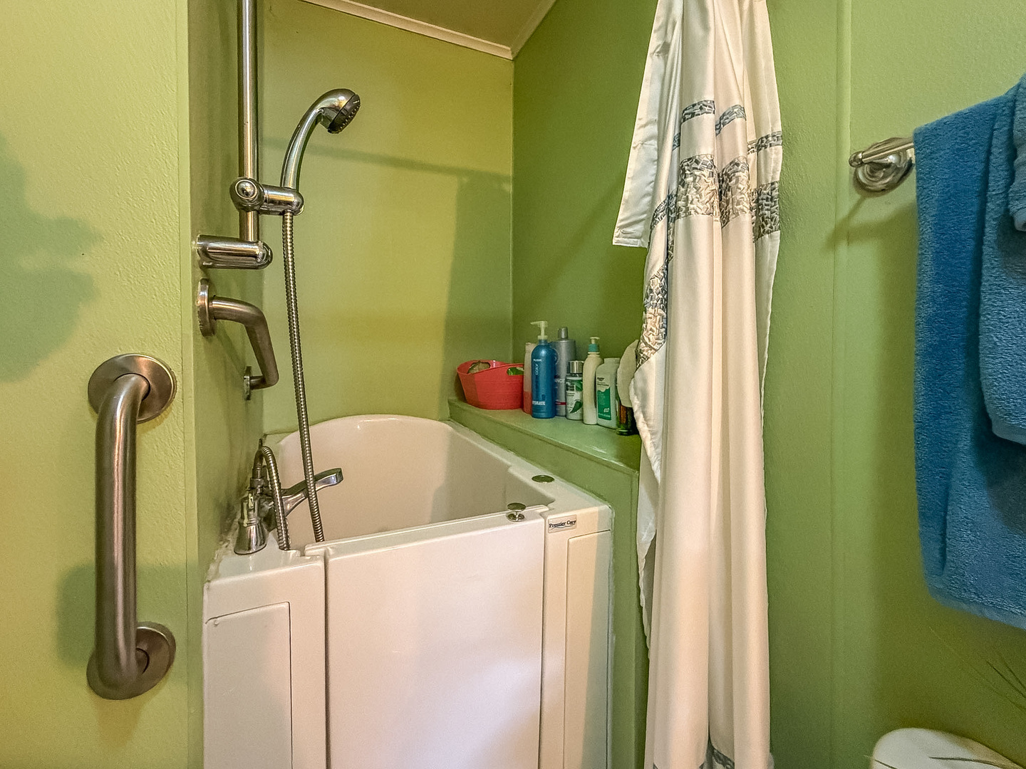 1020 Illinois Drive Property Photo 18