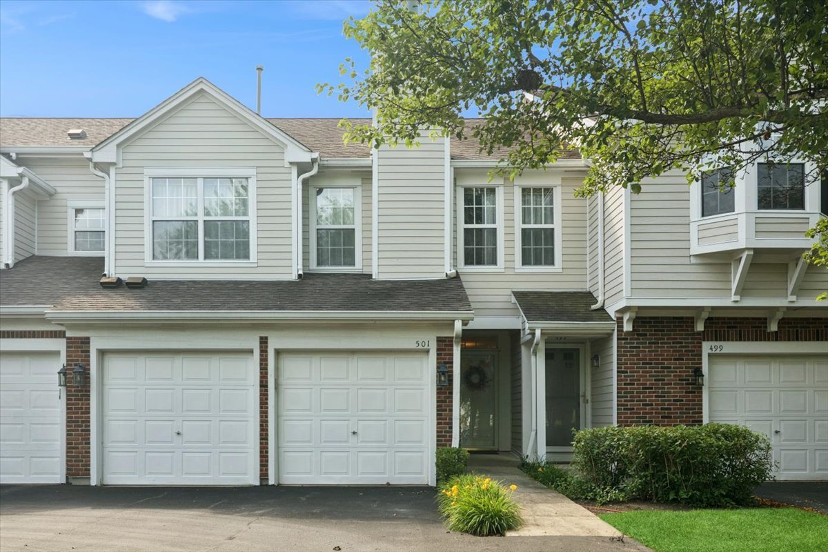 501 Grosse Pointe Circle Property Photo 1