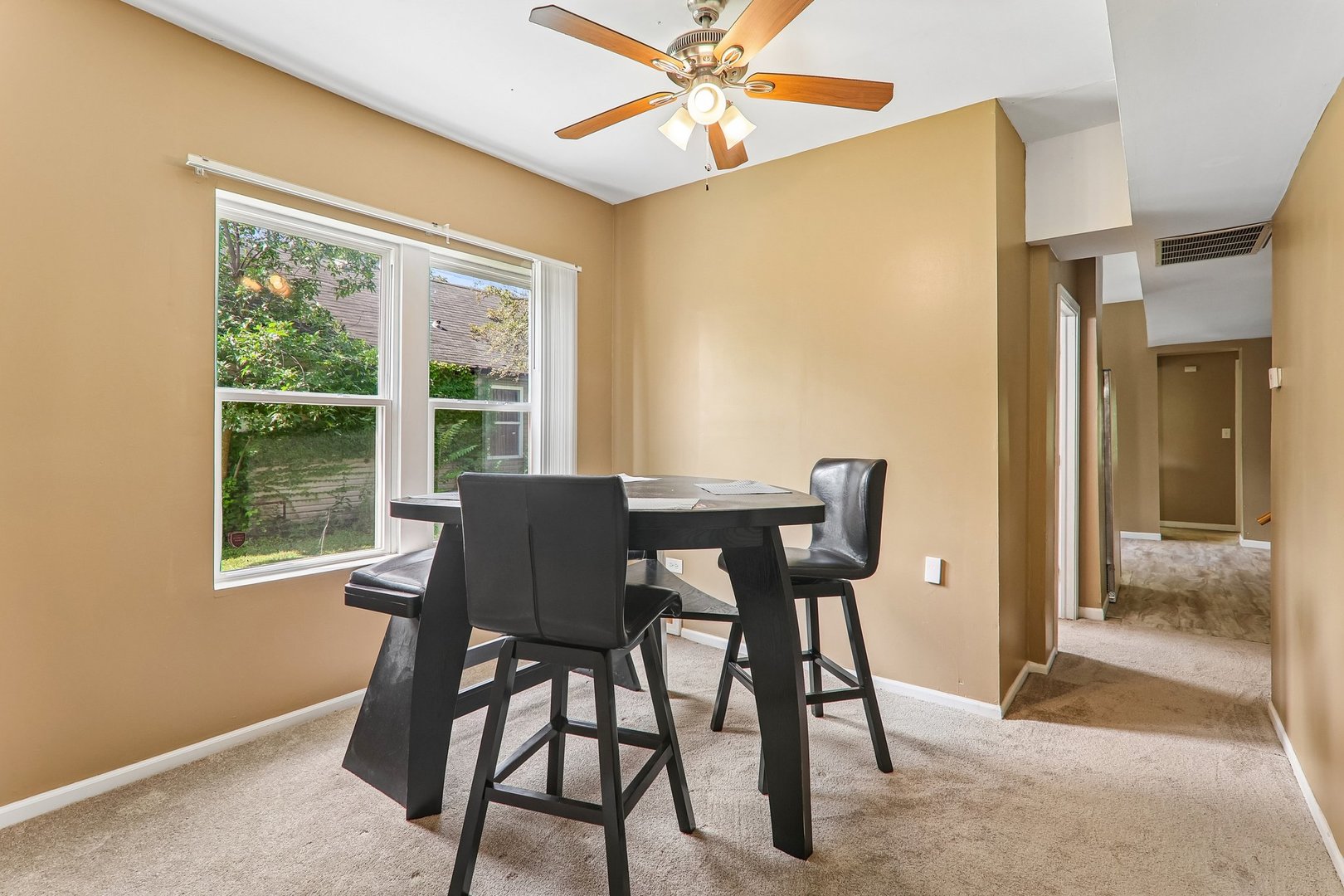 14248 Honore Avenue Property Photo 7