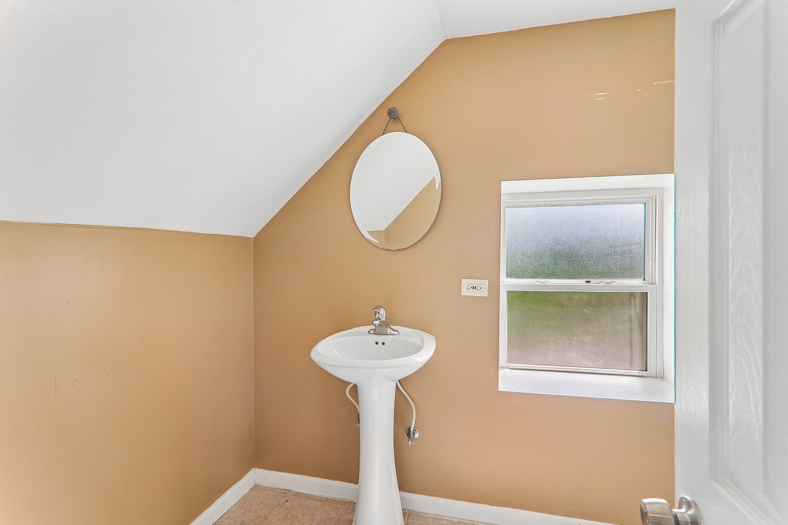 14248 Honore Avenue Property Photo 23