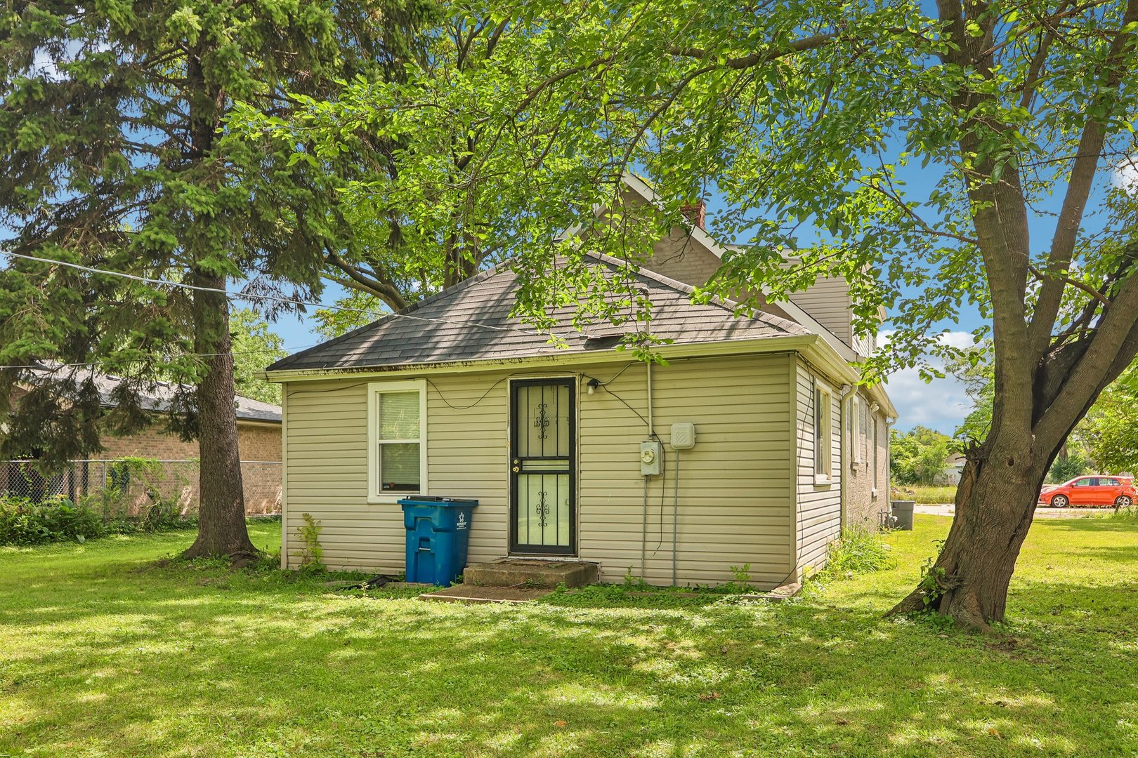 14248 Honore Avenue Property Photo 31