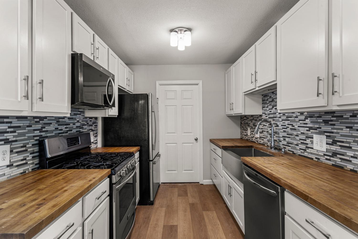 2805 Clayton Boulevard Property Photo 19