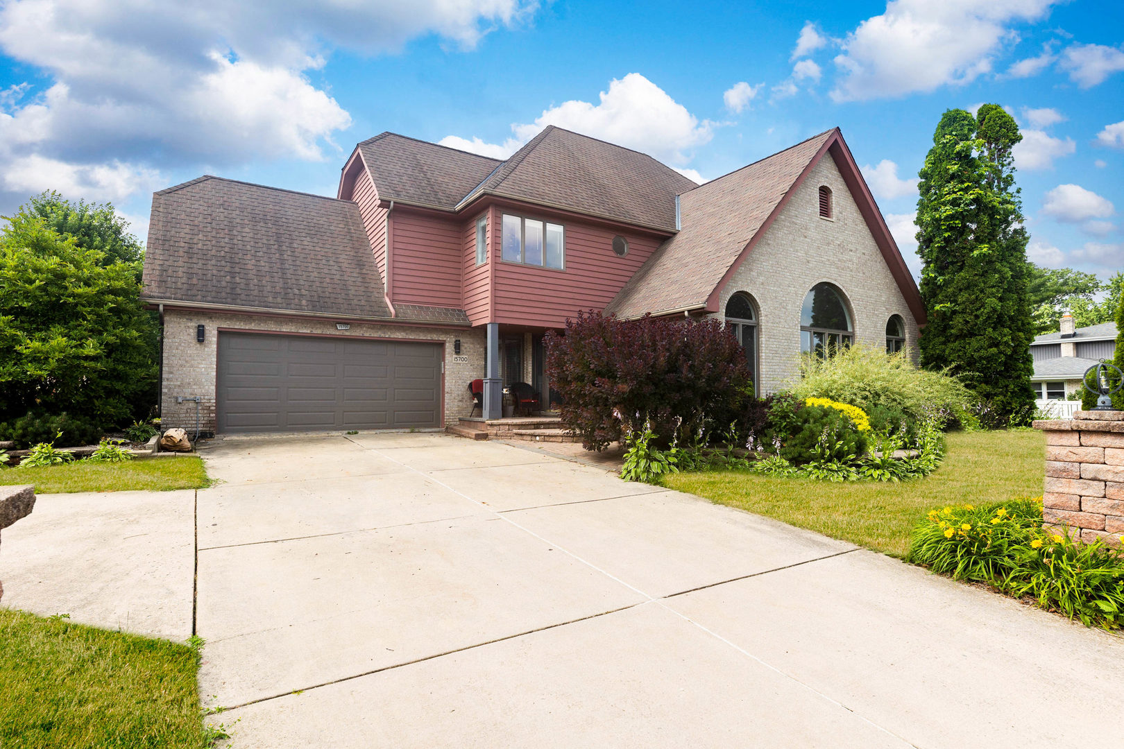 15700 Pine Road Property Photo 1