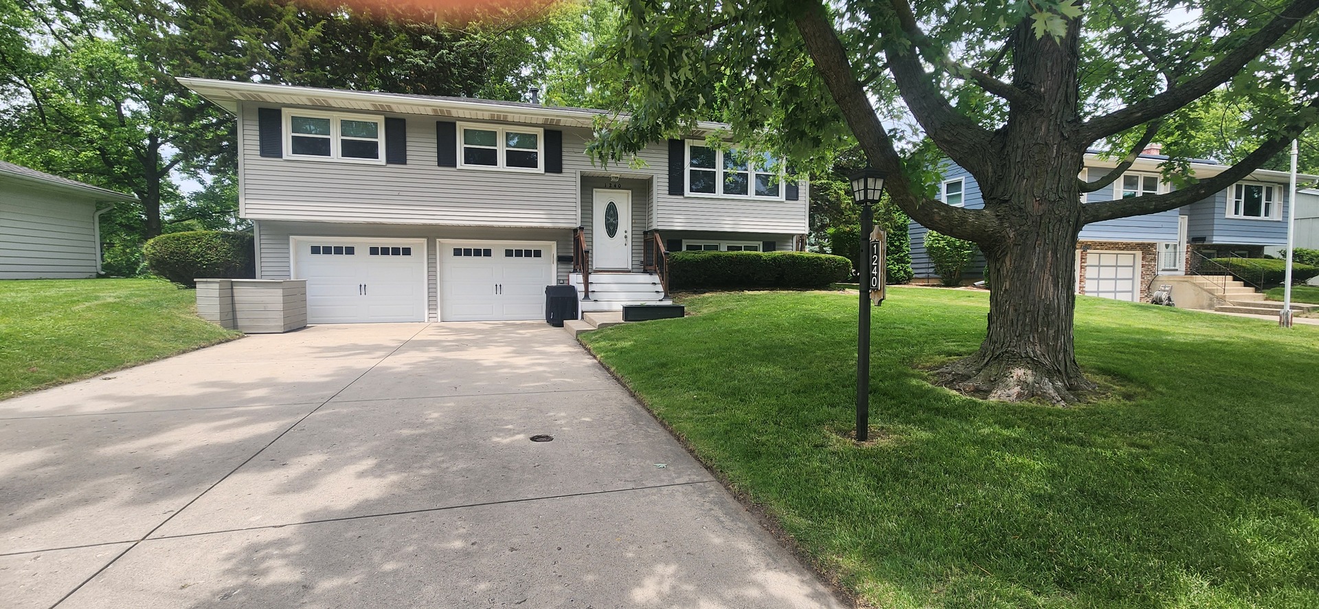 1240 Constellation Drive Property Photo 2