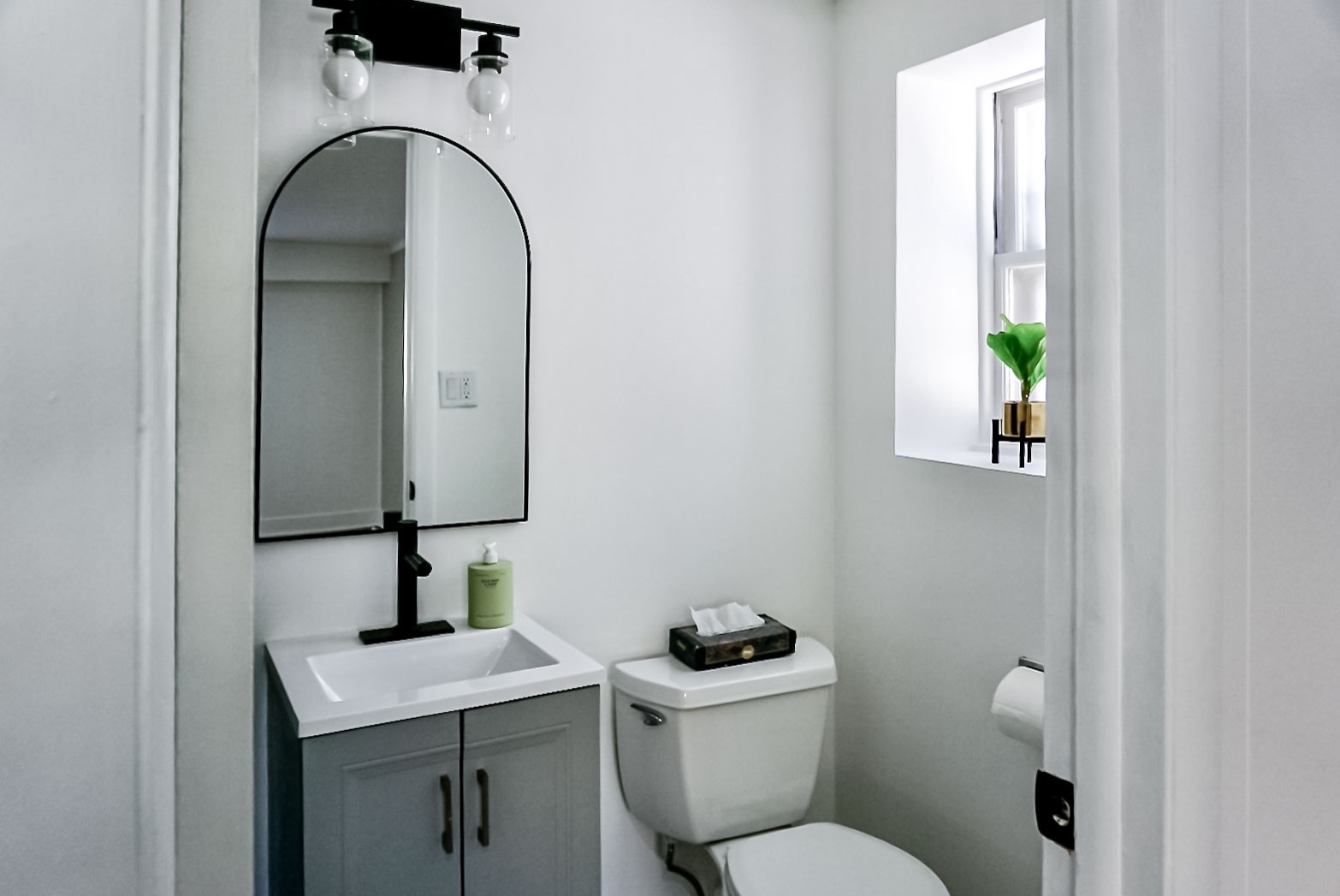 2018 E Ivy Lane Property Photo 23