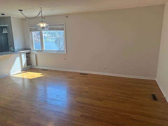 9843 Tulley Avenue Property Photo 4