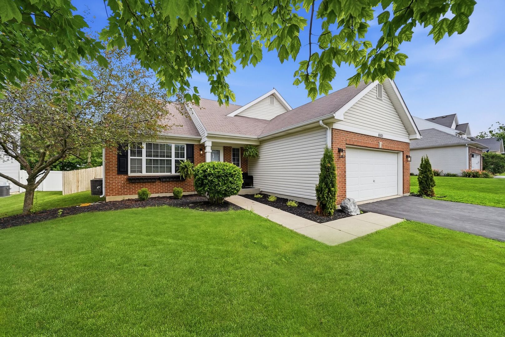 8101 Limestone Court Property Photo 2