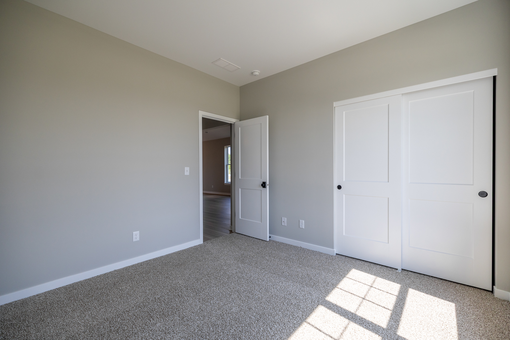 12 Redbud Row Property Photo 22