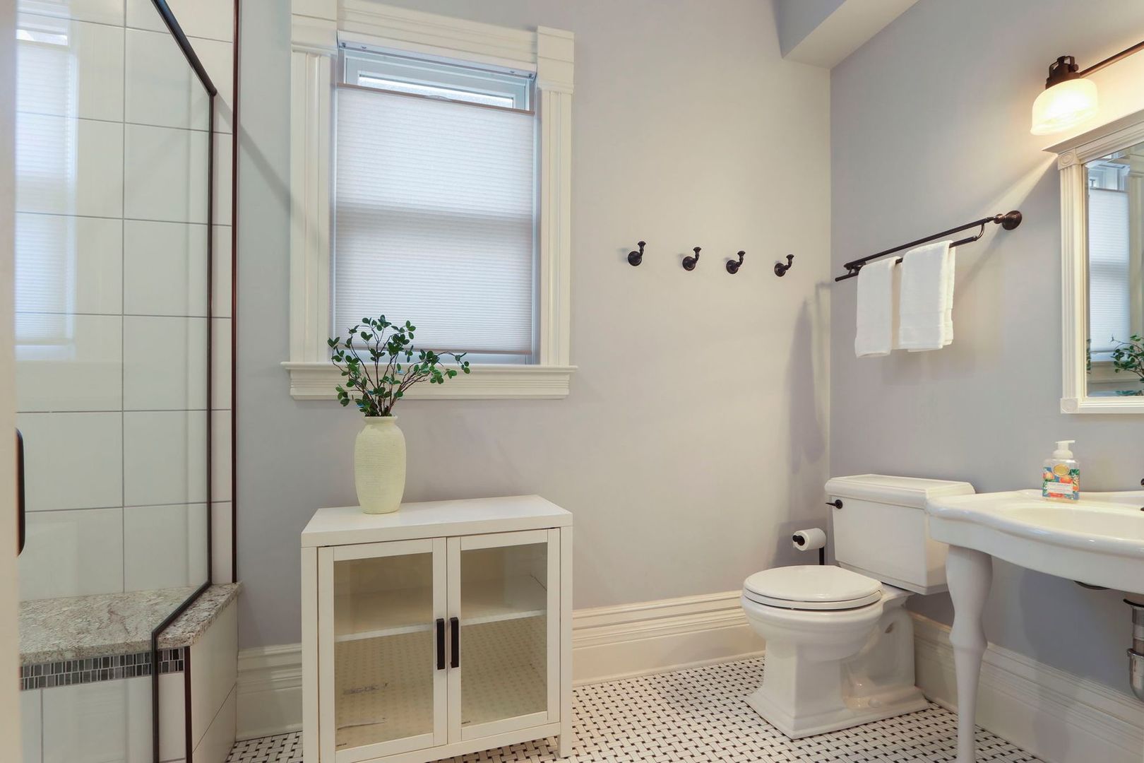 920 Geneva Street Property Photo 27