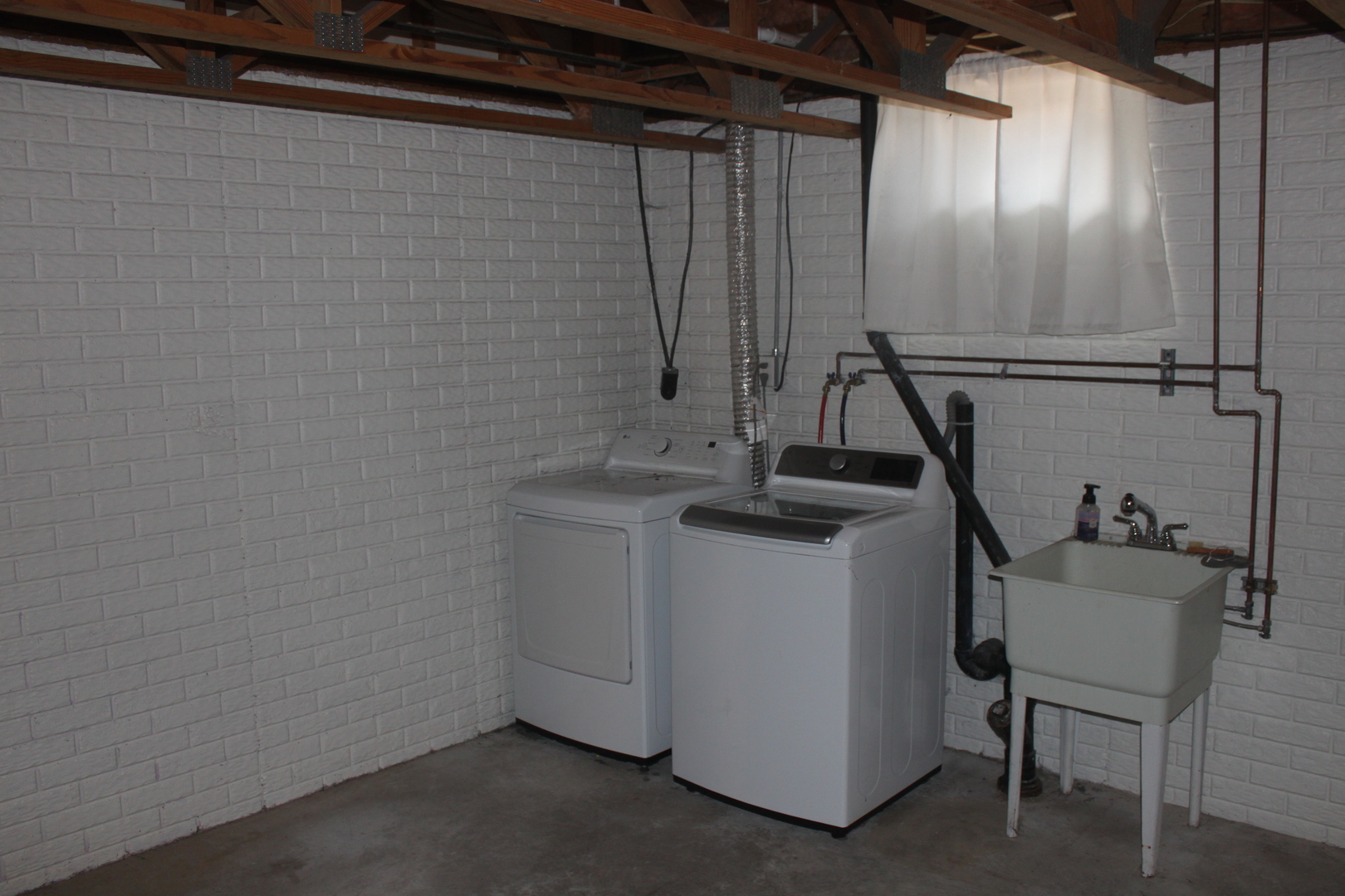 816 Oaklawn Avenue Property Photo 16
