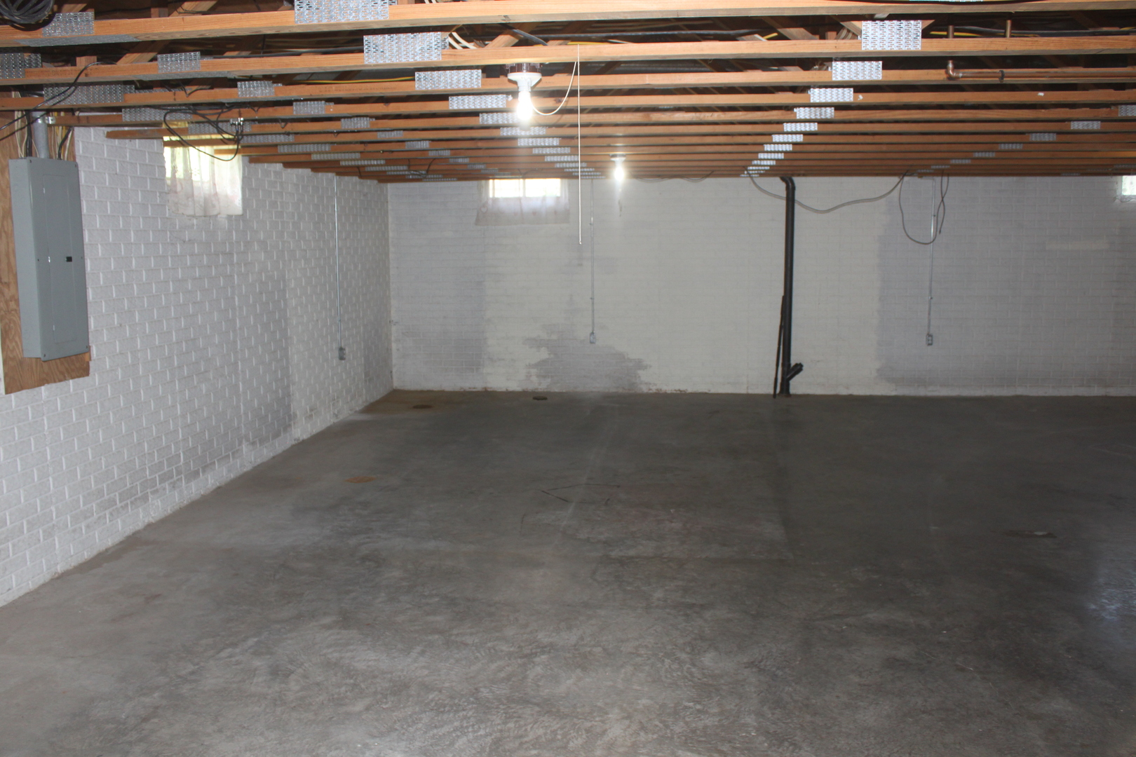 816 Oaklawn Avenue Property Photo 17