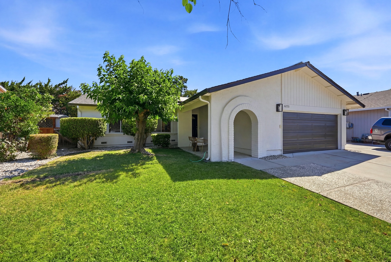 16730 Sorrel Way Property Photo 2