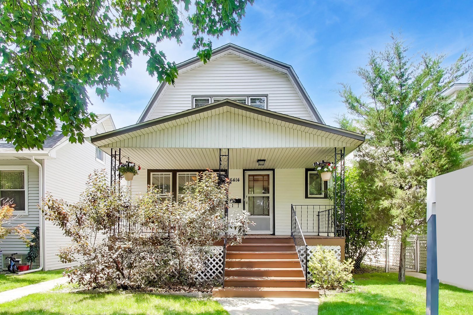 5414 N Menard Avenue Property Photo 1